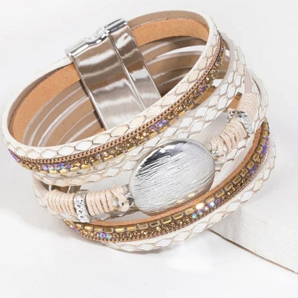 Saachi Optical Leather Bracelet